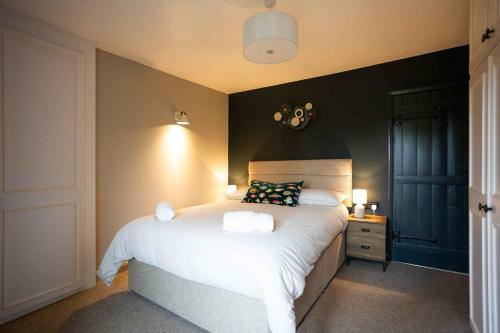Cosy Tranquil Fully Equipped & Beautiful Garden