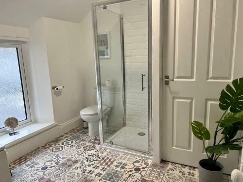Heathcliff - 5 Bedroom House In Town Centre