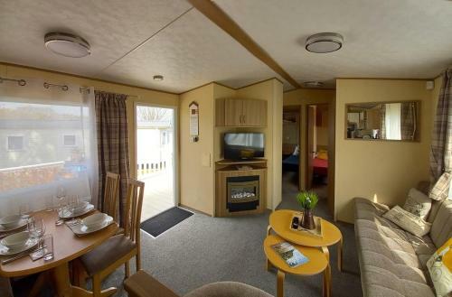 15 Solent Village, Thorness Bay Holiday Park