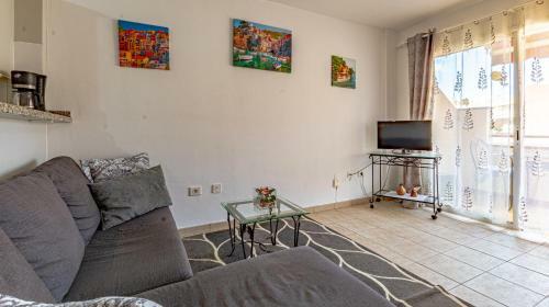 Jardin Apartment With Pool View