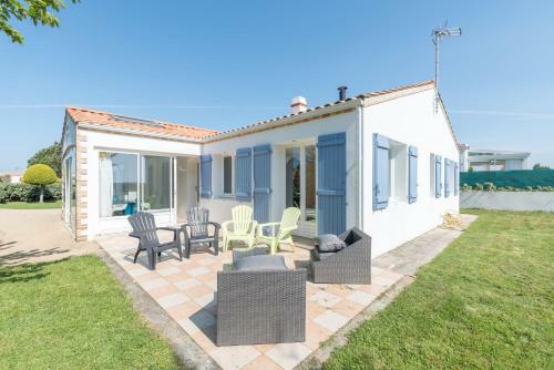Maison Spacieuse Avec Jardin Arbore - Proche Plage
