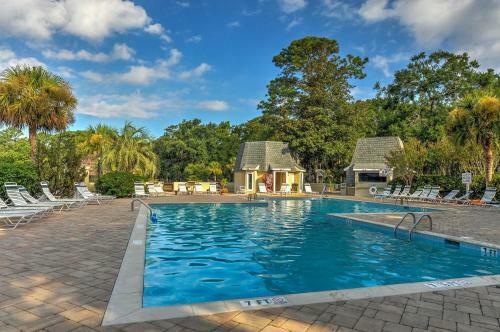 Apartamento Bright Resort Condo With Golf Course And Pool!
