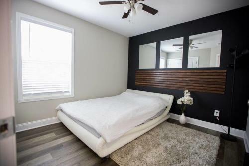Entire Brand New Modern 3 Bed 2 Bath House