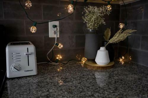 Entire Brand New Modern 3 Bed 2 Bath House