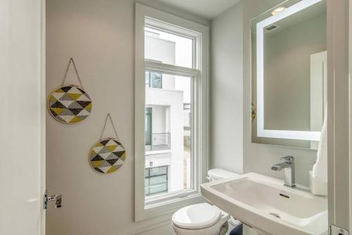 4 Connecting Condos - Sleeps 32 To 36 - Firepits - Garages - Rooftops Decks - Great Views - Security