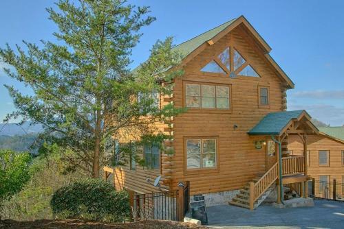 Awesome Views 3br Cabin Hot Tub Game Room