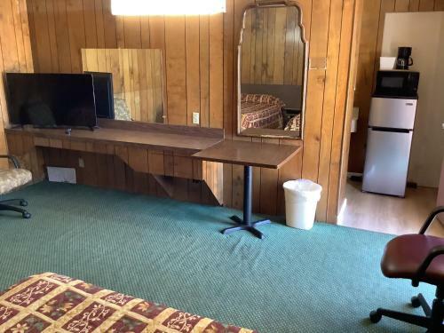 Hotel Wildflower Inn & Rv Park
