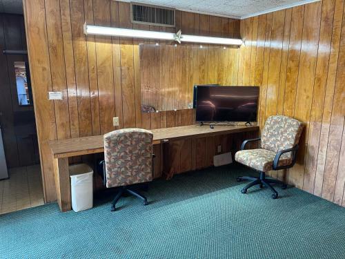 Hotel Wildflower Inn & Rv Park