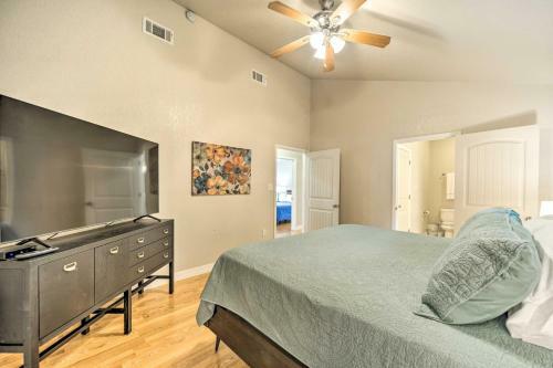 Cozy Canyon Lake Abode Less Than 1 Mi To Boat Ramp!