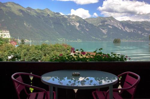 Lake Lodge Hostel