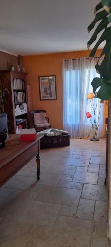 Tranquilit� Et Piscine En Provence Verte