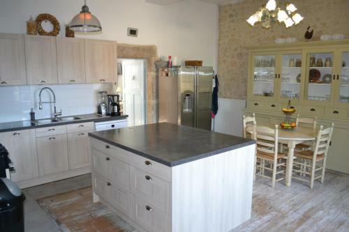 Hostal Domaine La Granja