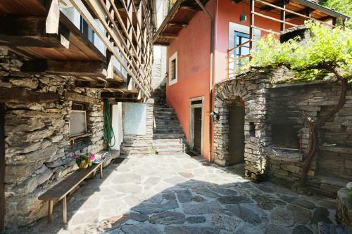 Hostal Rustici Della Verzasca Ferien Wohnungen