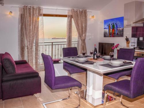 Sanja Apartments Rivarela