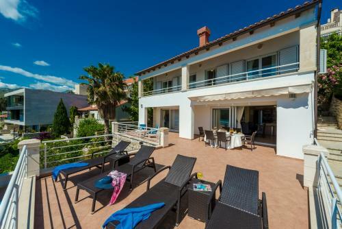 Villa K Dubrovnik - Five Bedroom Villa With Private Sea Access