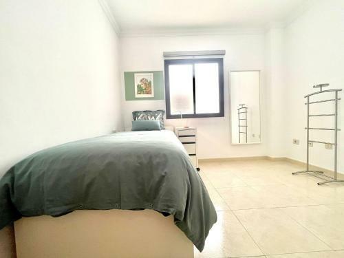 Apartamento Junto A Oceano, Terraza, Bbq En Playa Alcala