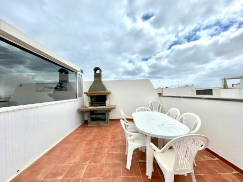 Villa En Primera Linea Del Mar En La Graciosa