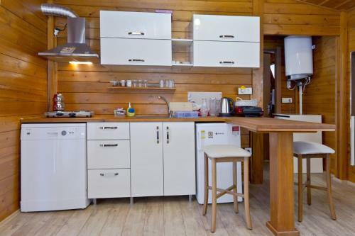 Lovely Tiny House With Shared Pool And Balcony In Bodrum