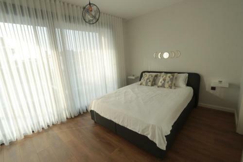 Luxurious, Modern Villa With Private Pool In Cesme
