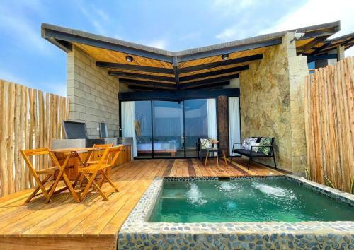 Villa Diem Vichayito Beachfront Eco-luxury