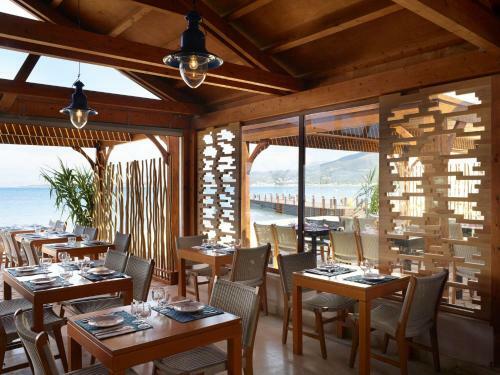 Hotel Roda Beach Resort & Spa