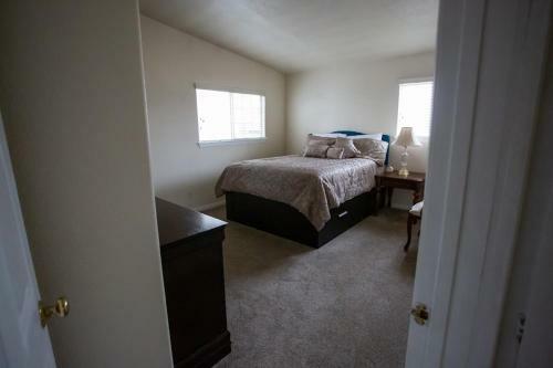 Spectacular 4br Home On 2 Acre Estate