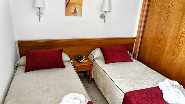 Cocoteros Apartments - Riversun Touristics