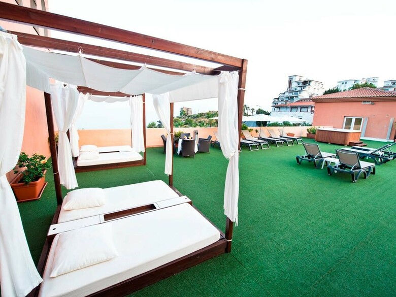Hotel Bahia Tropical