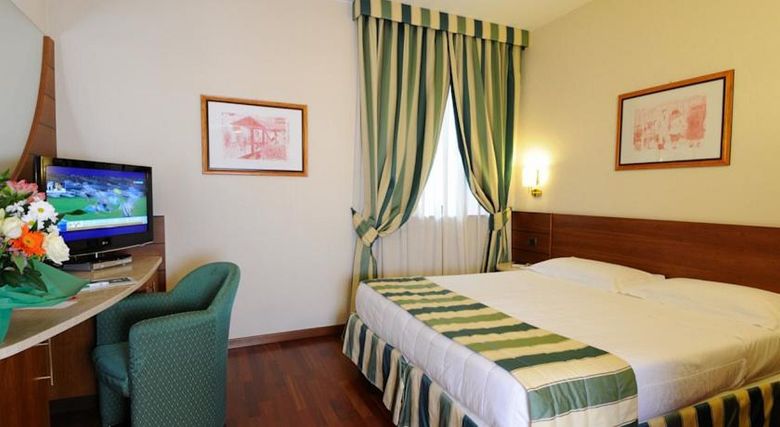 Hotel Mirage