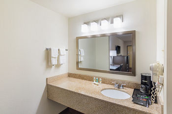Hotel Quality Inn East