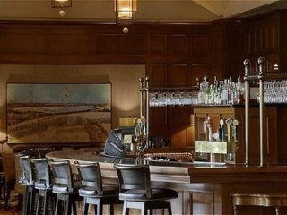 Hotel Chateau Whistler