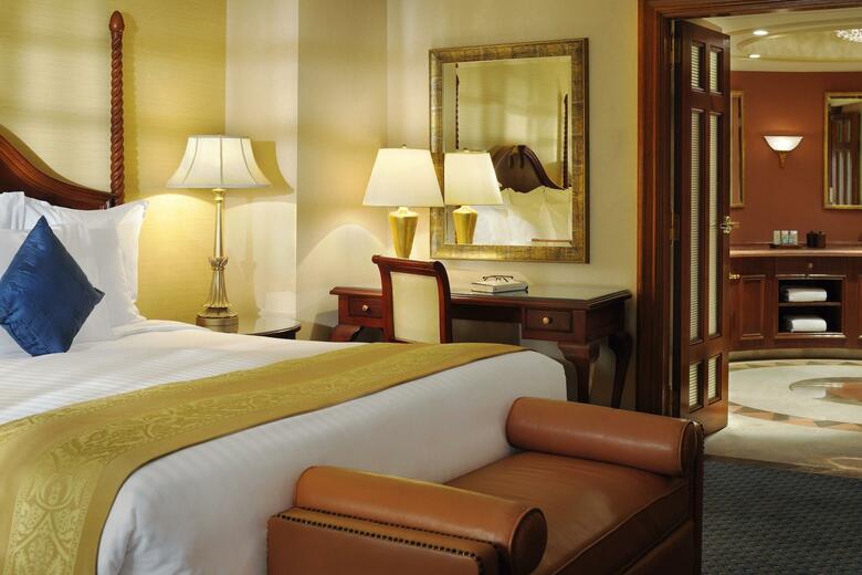 Cairo Marriott Hotel & Omar Khayyam Casino