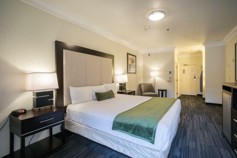 Arena Hotel