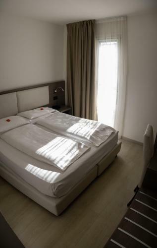 Hotel Garn� Villa Fontana