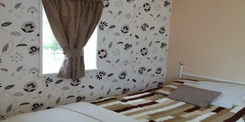 Bed & Breakfast Cloisters Guest House