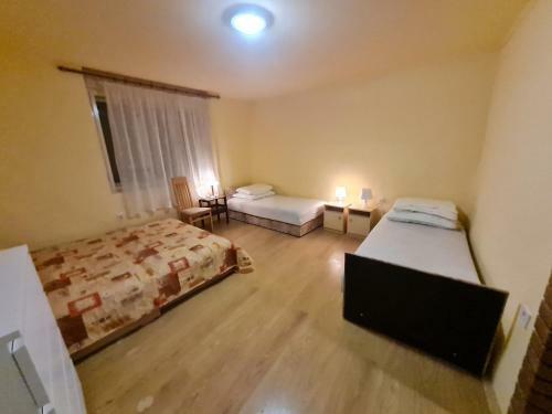 Apartamento T�ntorg� Vend�gh�z