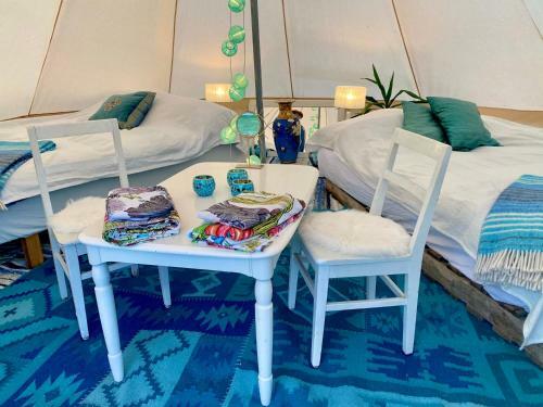 S�rby Glamping - The Blue Tent