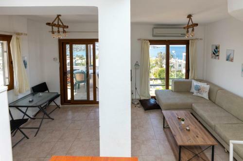 Triplex Villa With An Amazing View In Bodrum