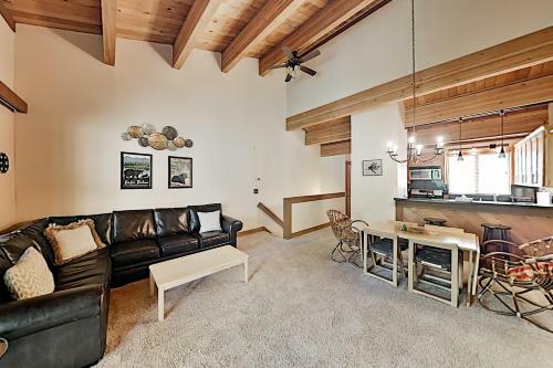 Aspen Grove Condo