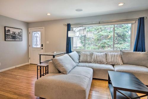 Charming Colorado Springs Home With Game Room!