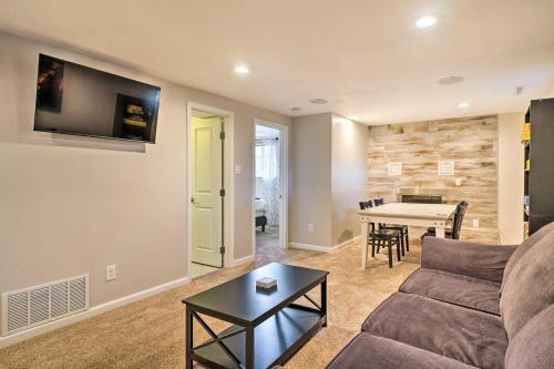 Charming Colorado Springs Home With Game Room!
