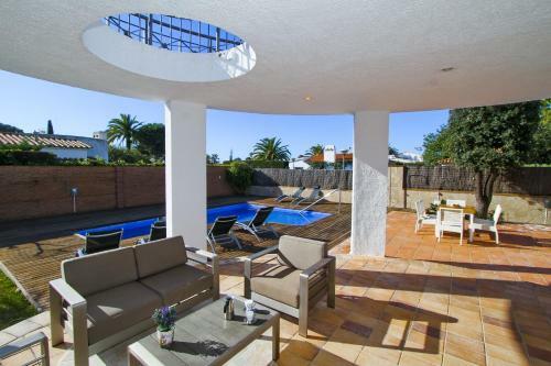Santorini Villa Planet Costa Dorada