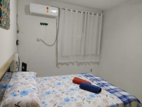 Casa Com Piscina Confort�vel E Perto De Tudo