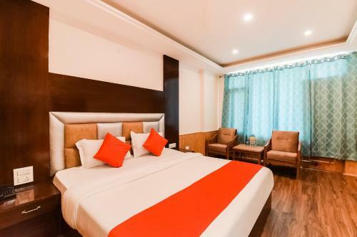 Oyo 61499 Hotel For Season