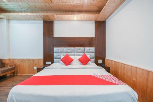 Oyo 61499 Hotel For Season