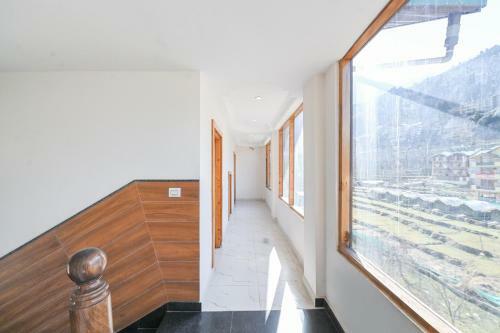Oyo 61499 Hotel For Season