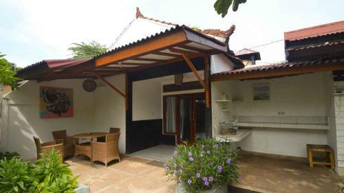 Hostal Gili Guest House & Souvenir Shop