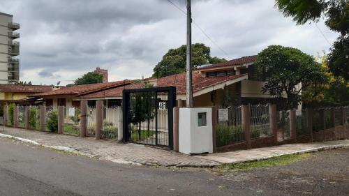 Casa Em Bairro Nobre