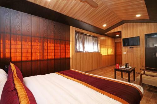 Hotel Oyo 14559 The Gharonda