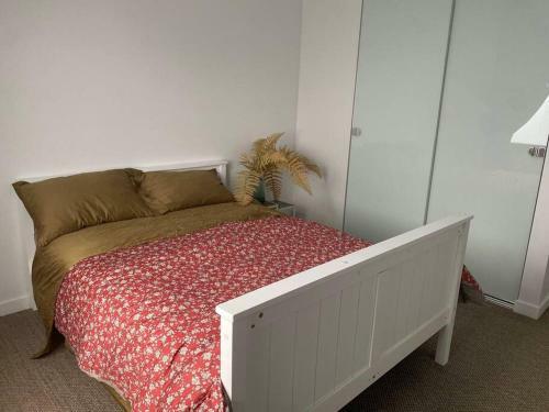 Villa Mckinnon Luxury Moderm Home Three Bedroom